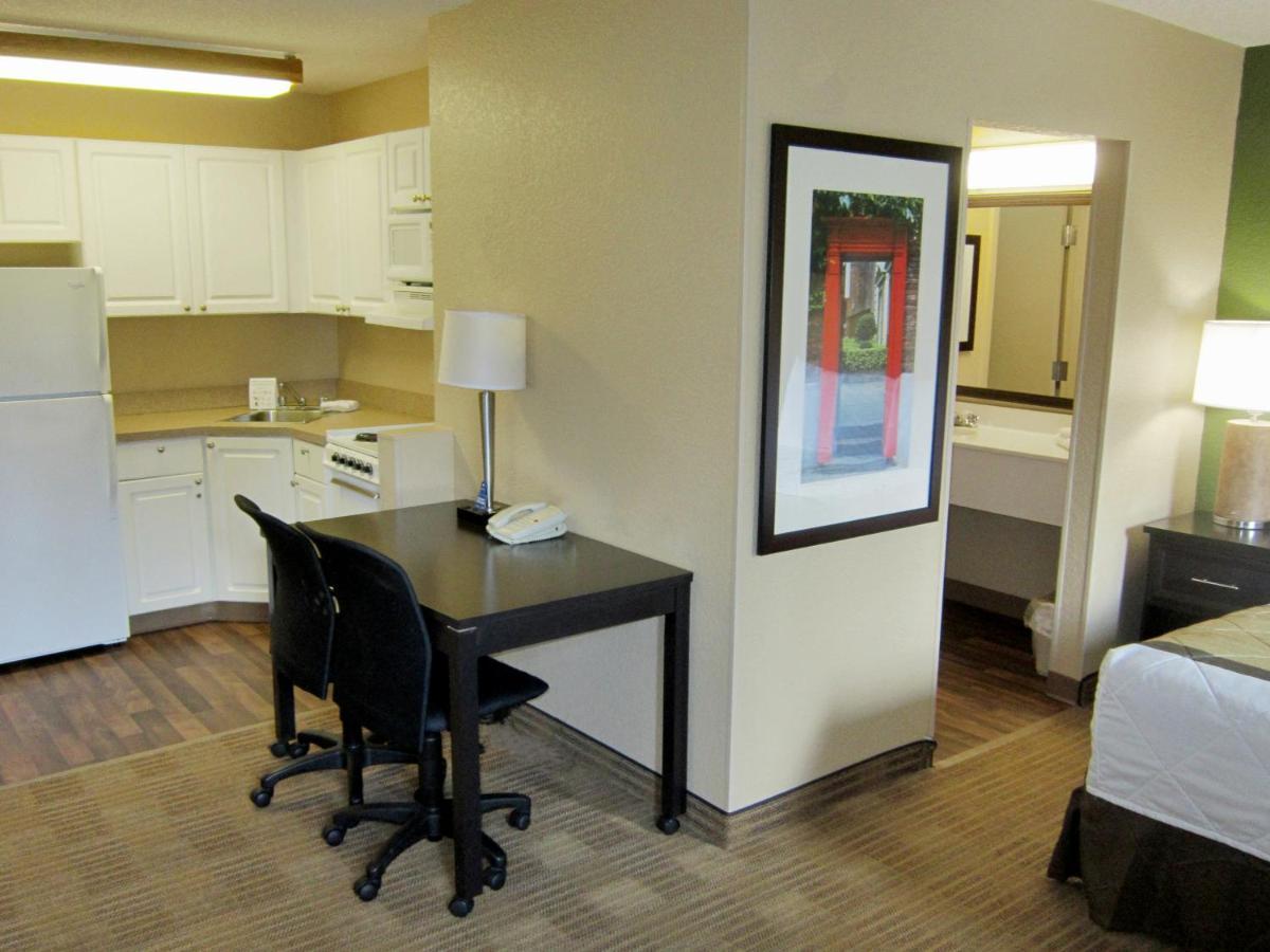 Extended Stay America Suites - Greensboro - Airport Exterior foto