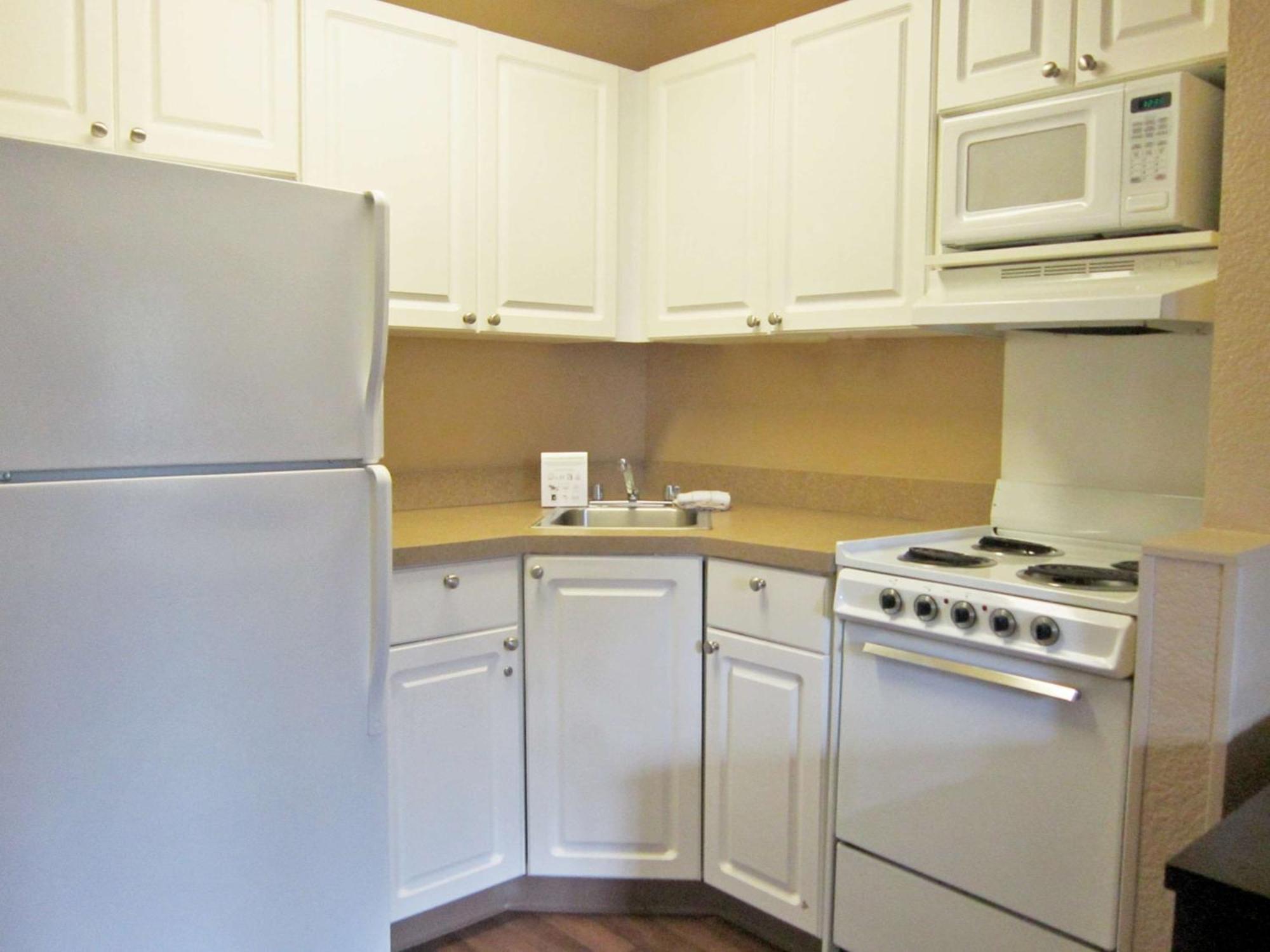 Extended Stay America Suites - Greensboro - Airport Exterior foto
