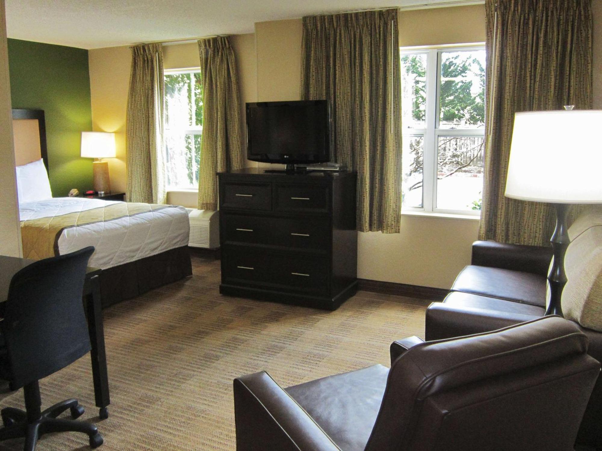 Extended Stay America Suites - Greensboro - Airport Exterior foto